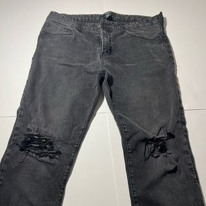 Black ripped jean’s distressed (36)